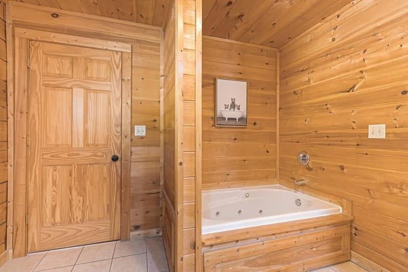 Movie Theater Hot Tub View Mountain Escape Villa Gatlinburg Exterior foto