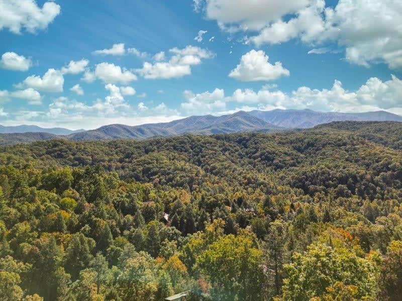 Movie Theater Hot Tub View Mountain Escape Villa Gatlinburg Exterior foto